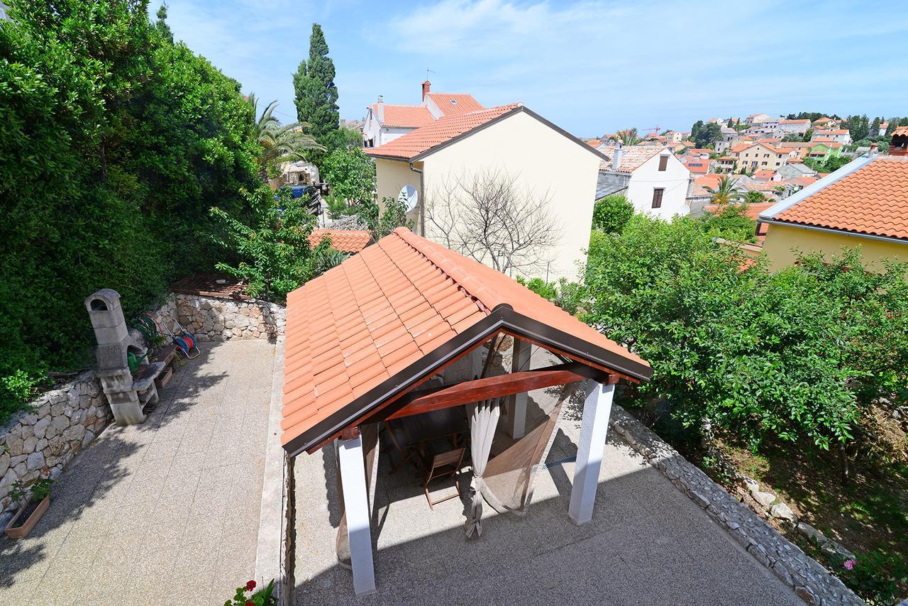 מאלי לוסיניי Apartments Ana מראה חיצוני תמונה